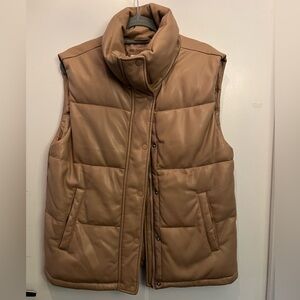 Abercrombie & Fitch Quilted Vest